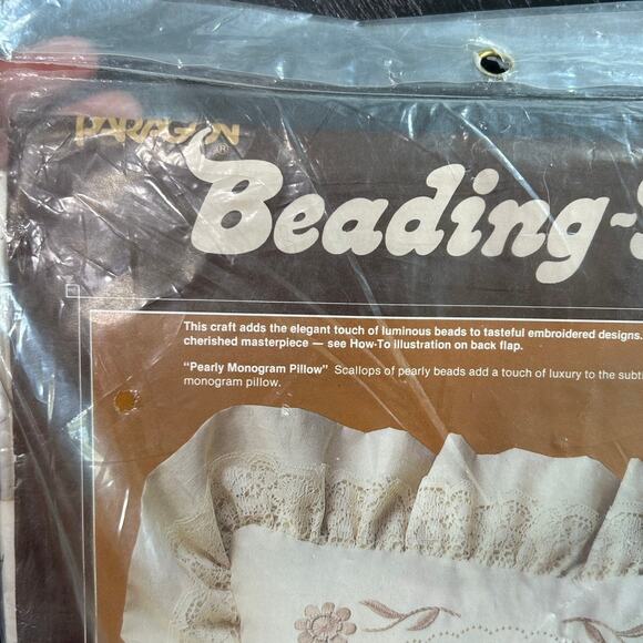 1984- Paragon- Vtg Pillow Cover- Kit needlepoint beaded monogramed- 14" Square - Picture 4 of 7